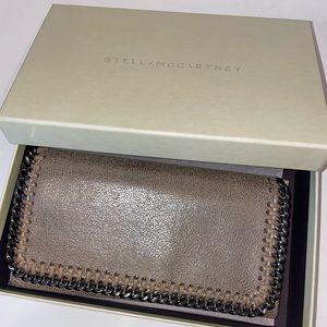 Stella McCartney Women’s Wallet new in box spotted wine color